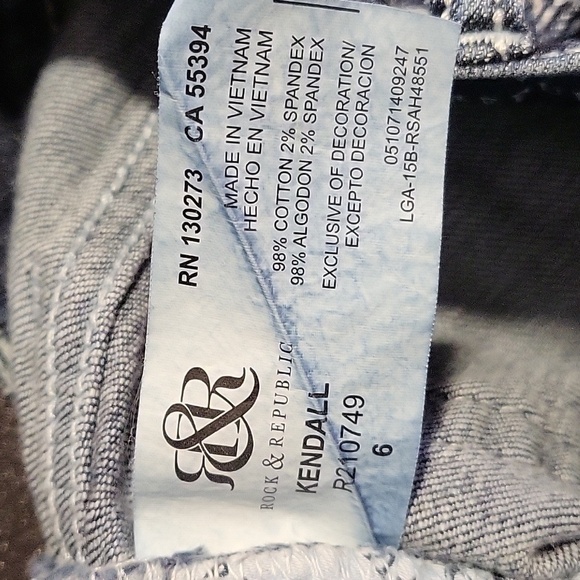 Rock & Republic Kendall Dark Wash White Stitch Straight Leg Jeans - Size 6 - Picture 8 of 9